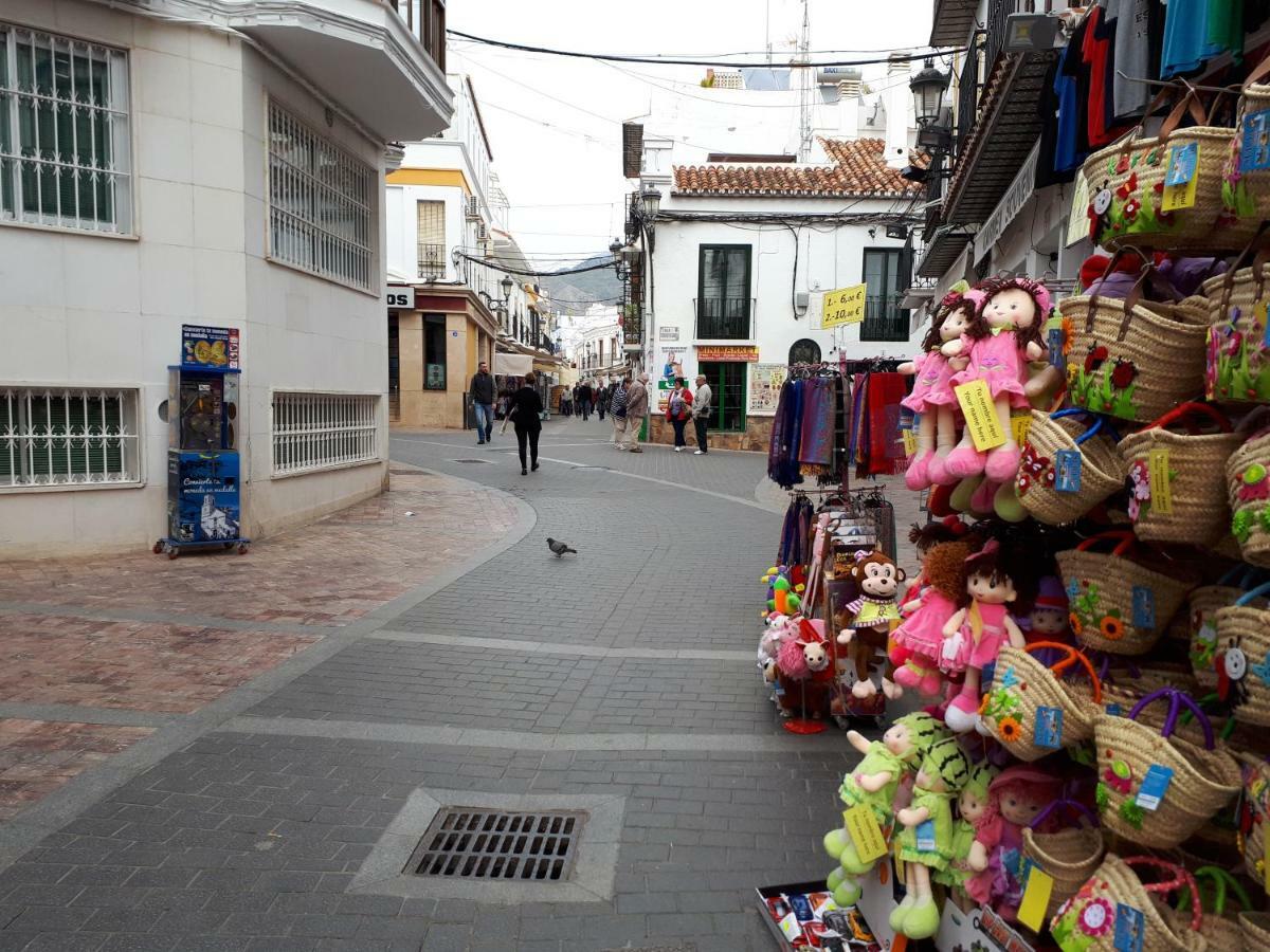 Calle Antonio Millon Nerja Zewnętrze zdjęcie